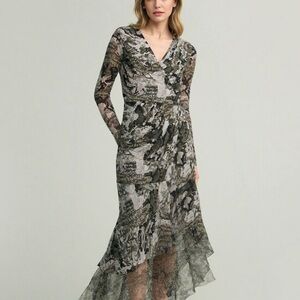 WHBM chiffon layered snakeskin maxi dress ❤️